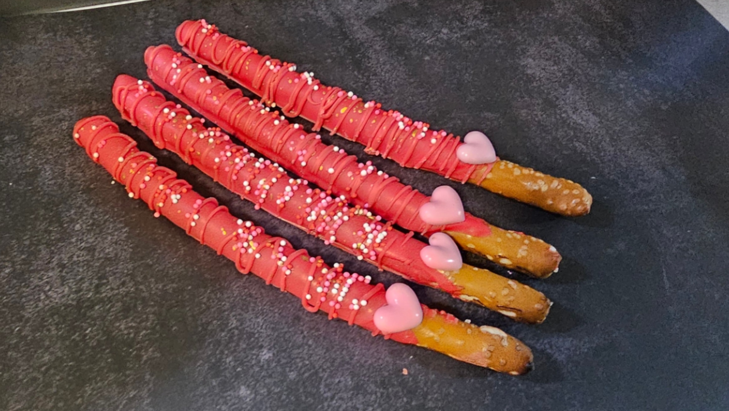 Chocolate Covered Pretzels (Rods or Twists)